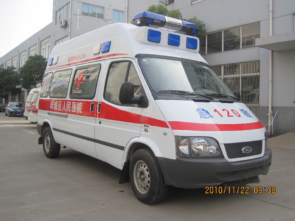 鸡东县救护车出租